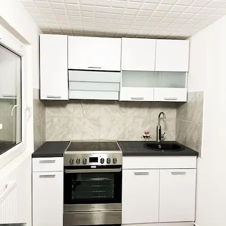 Mini Neben Theater *